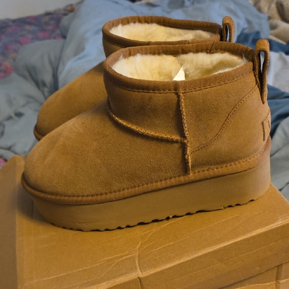 UGG Brown Shearling Ankle Booties - Picture 7 of 8